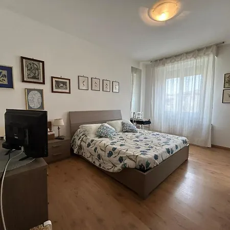 アパート Casa Mare Letizia フォッローニカ